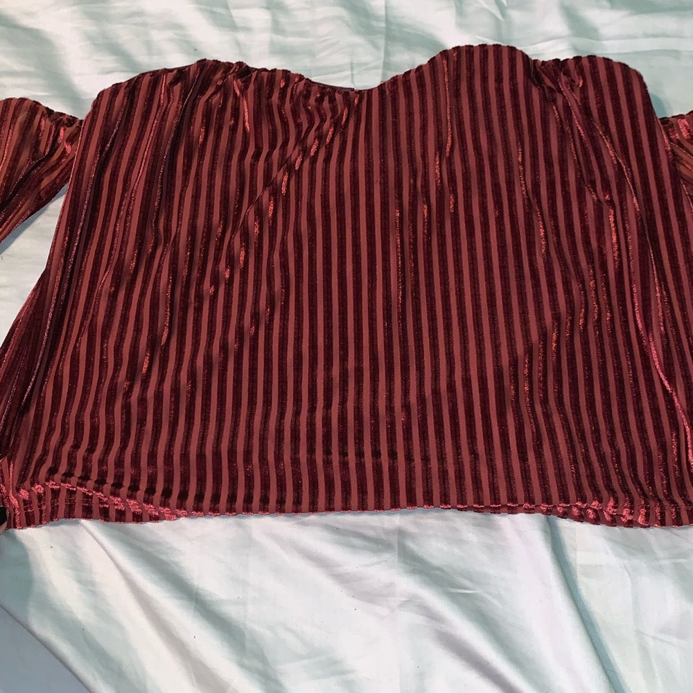 Forever 21 Knit Off The shoulder wine top
